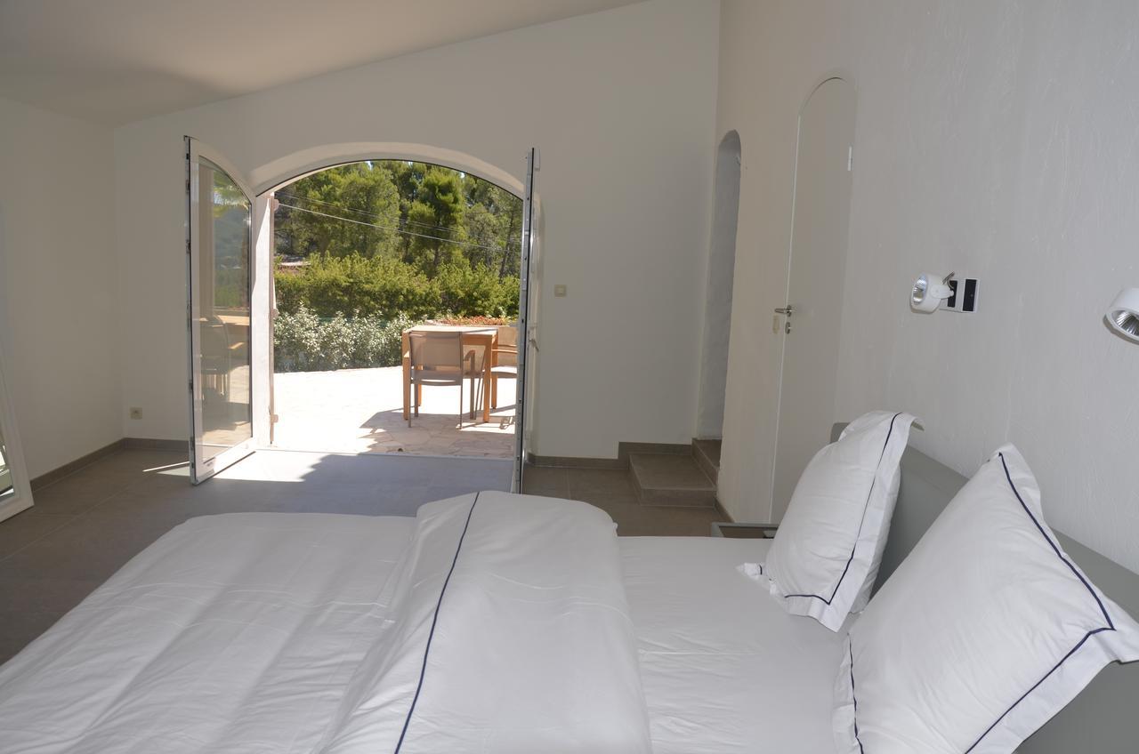 Domaine De Claude Bed and Breakfast La Cadiere-d'Azur Exteriör bild